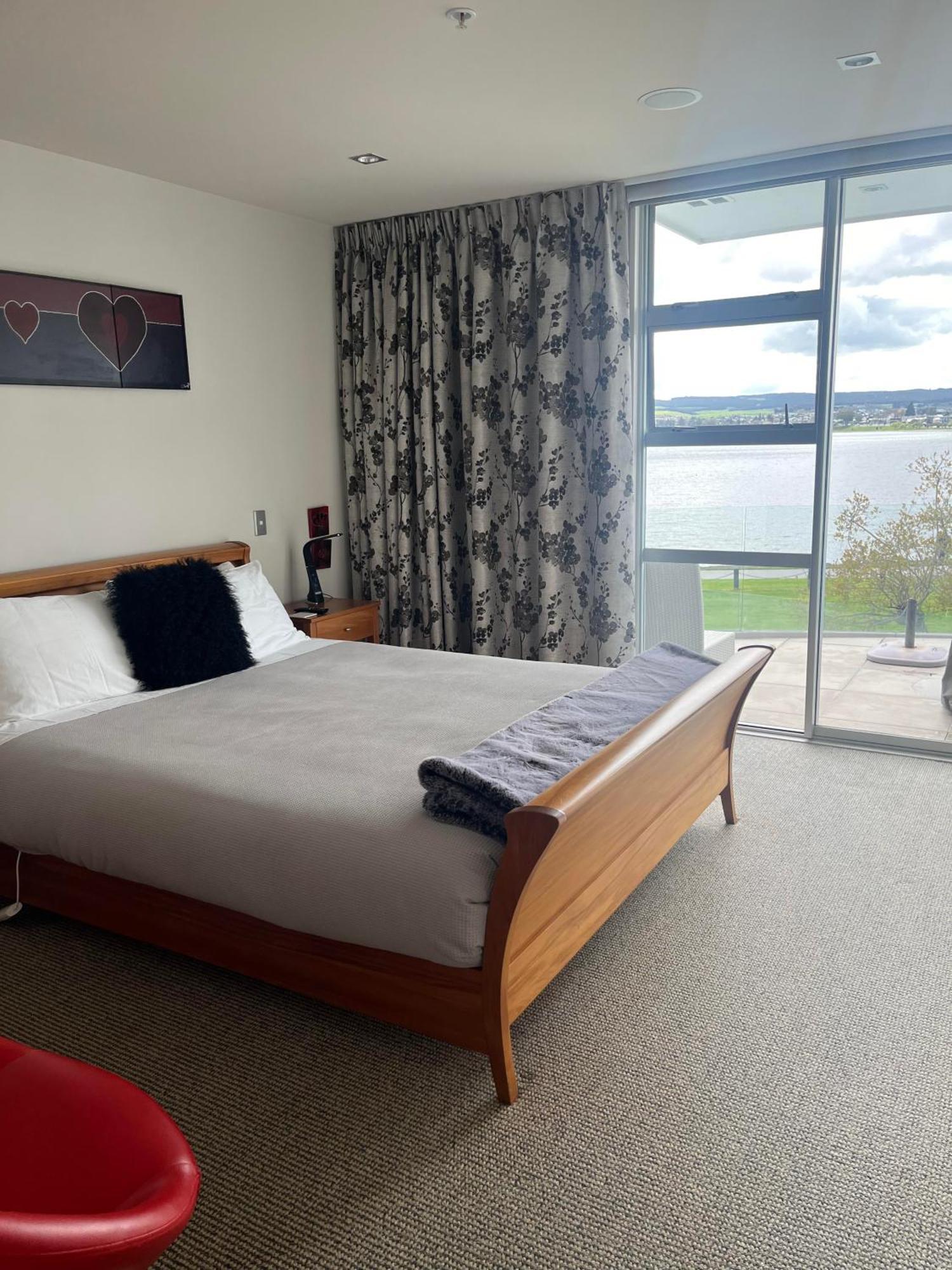 Waimahana Apartments Taupo Eksteriør bilde